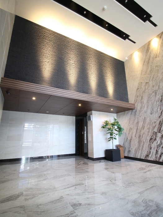 エントランス部分 ファーストステージ江坂広芝町Ⅱ