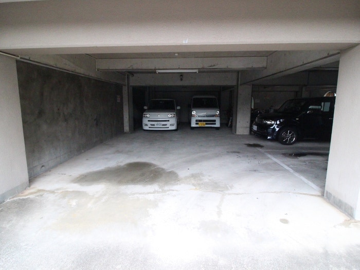 駐車場 ハウスアルム