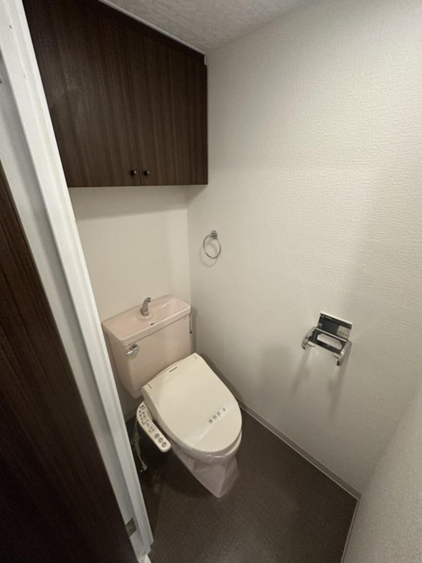 トイレ 緑地ＪIＲＯ－２