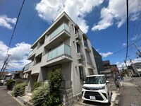パレ ブロン