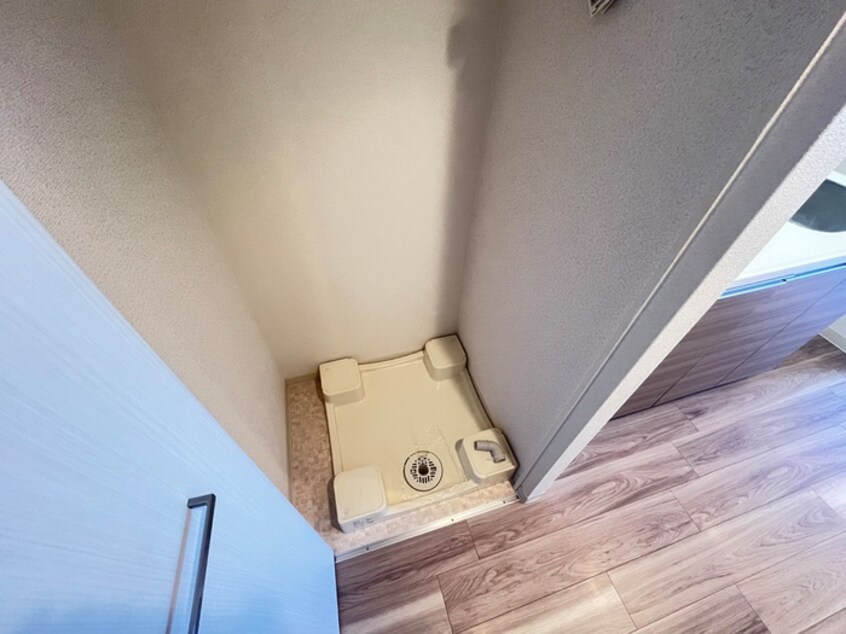 洗濯機置場 プレサンスKOBEシフォン（204）