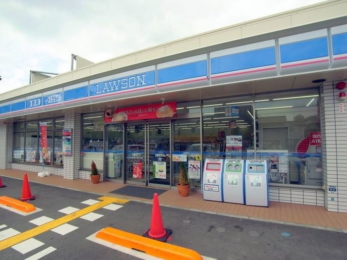 ローソン 神戸霞ケ丘四丁目店(コンビニ)まで650m 歌敷山4丁目戸建