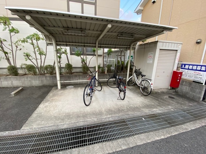 駐輪場 フジパレスフォ－ゲルⅢ番館