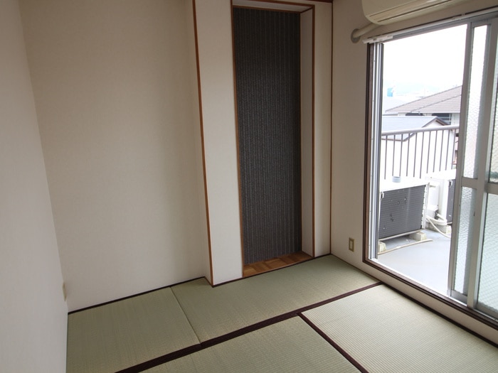 居室 グローリーM