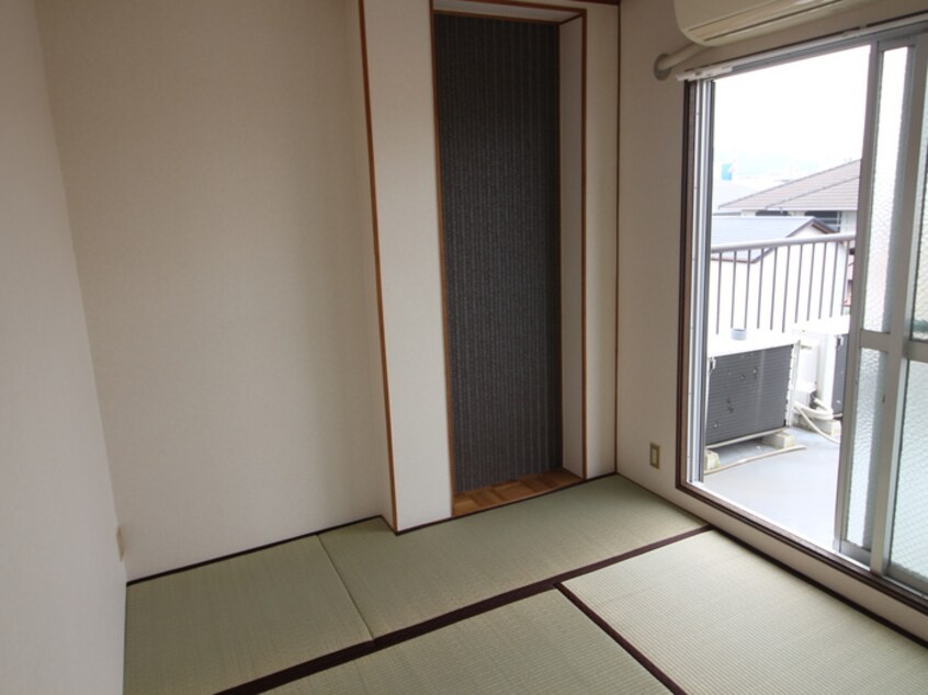 居室 グローリーM