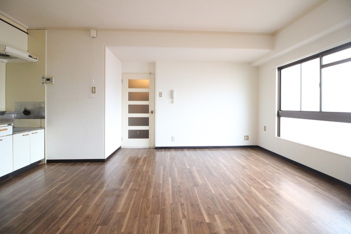 居室 サンハイツマルミ