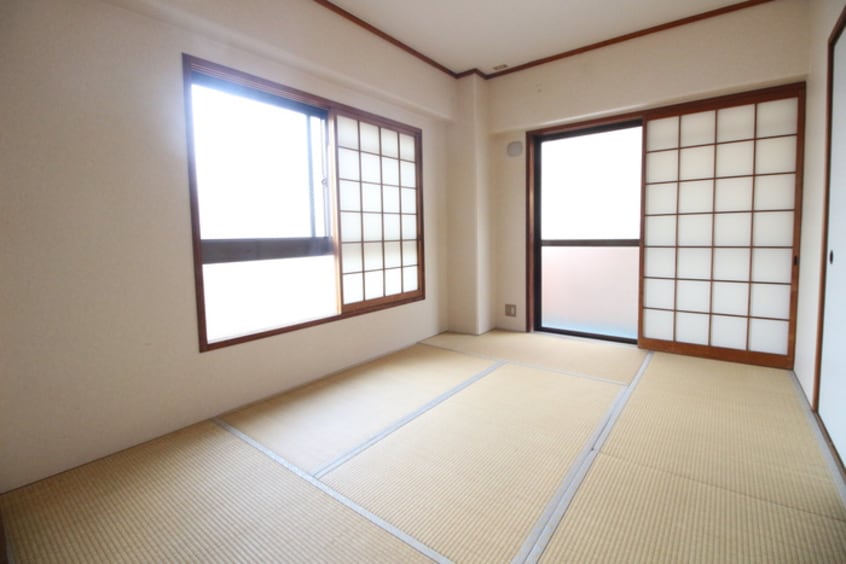 居室 サンハイツマルミ