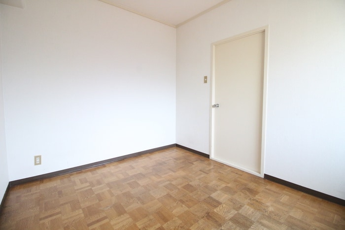 居室 サンハイツマルミ