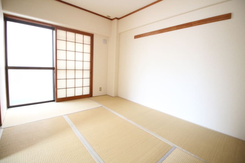 居室 サンハイツマルミ