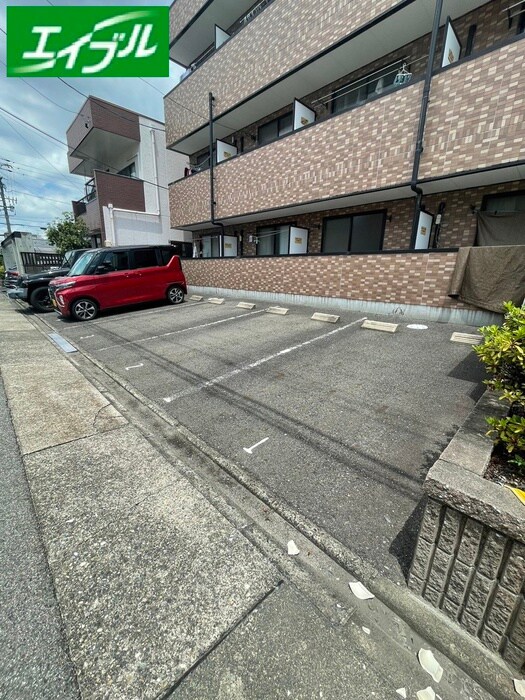 駐車場 アンプルールフェールＶｅｒｔⅡ