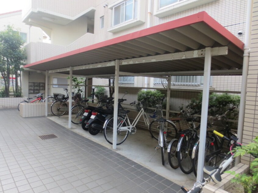 駐輪場 グリーンアベニュー