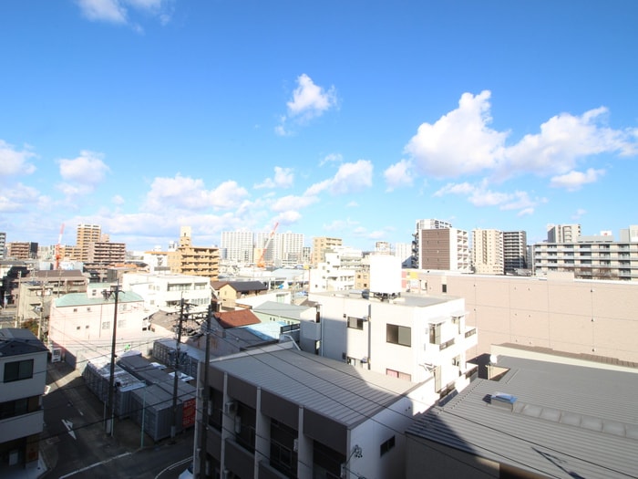 室内からの展望 プレイズシード名古屋亀島