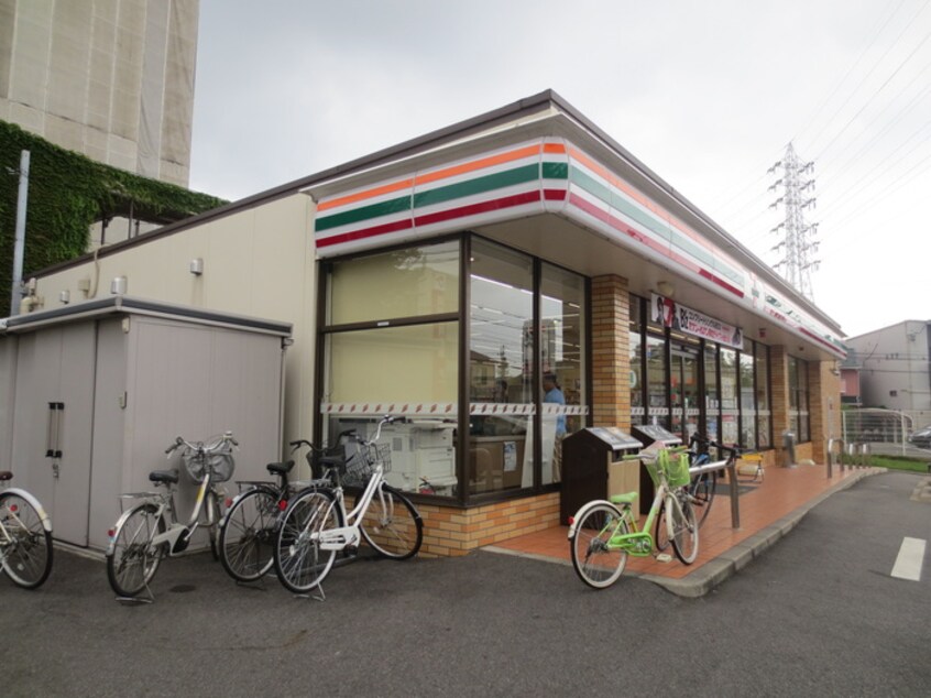 セブンイレブン弥富通一丁目店(コンビニ)まで151m シティマンション新瑞東