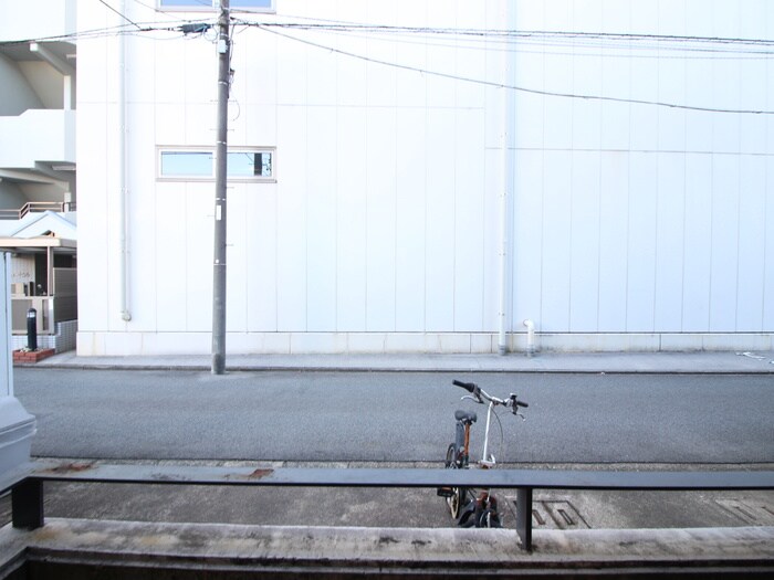 室内からの展望 シ－ズンコ－ト平郷町