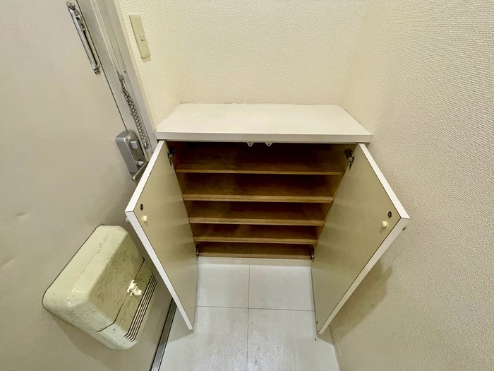 玄関 ルナシャトー白鳥