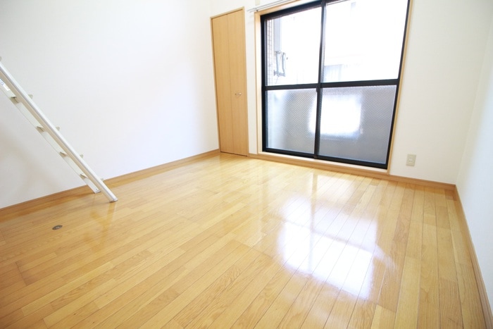 居室 ハルミハイツ