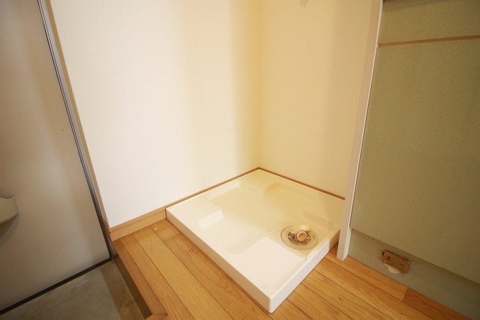 洗濯機置場 ハルミハイツ