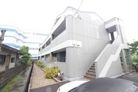 ＫＯＭＡＫＩ　ＨＩＬＬＳ・Ｔ