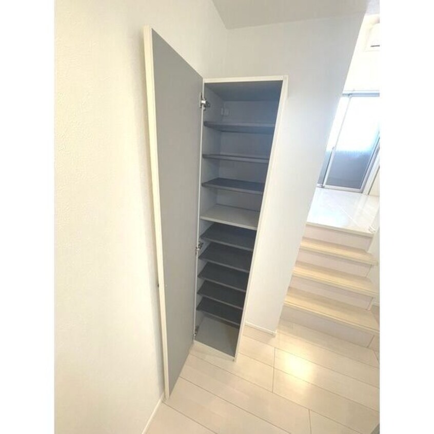 靴箱 ラファン熱田