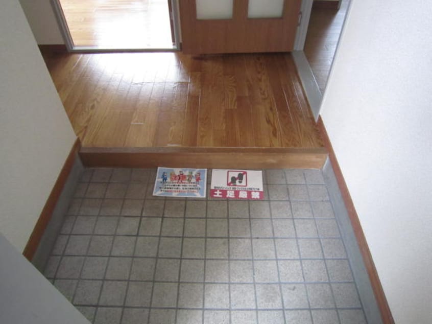 玄関 晴真マンション