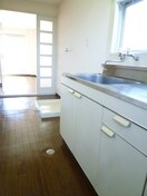 キッチン フロ－ラル二瀬