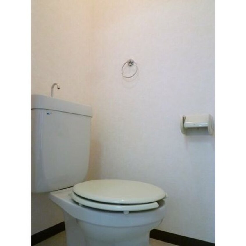 トイレ フロ－ラル二瀬