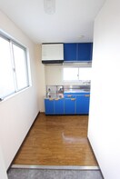 玄関 フロ－ラル二瀬