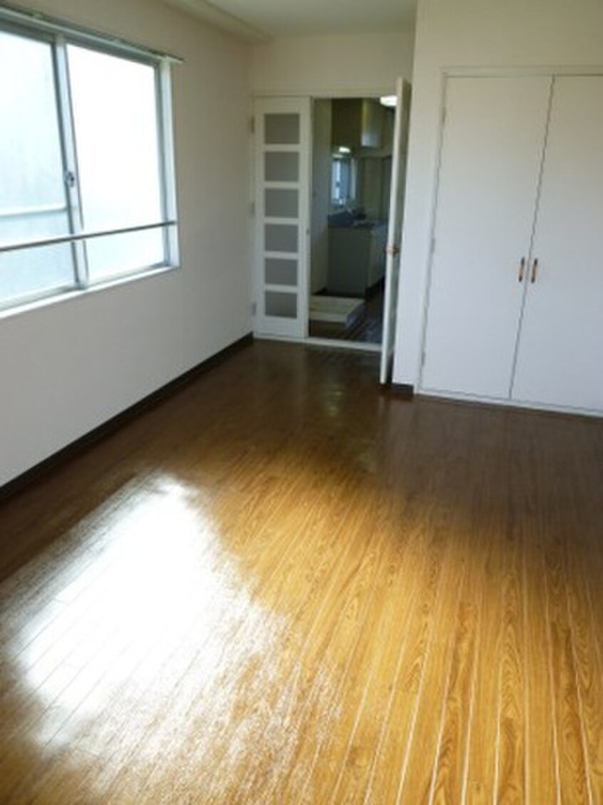 居室 フロ－ラル二瀬