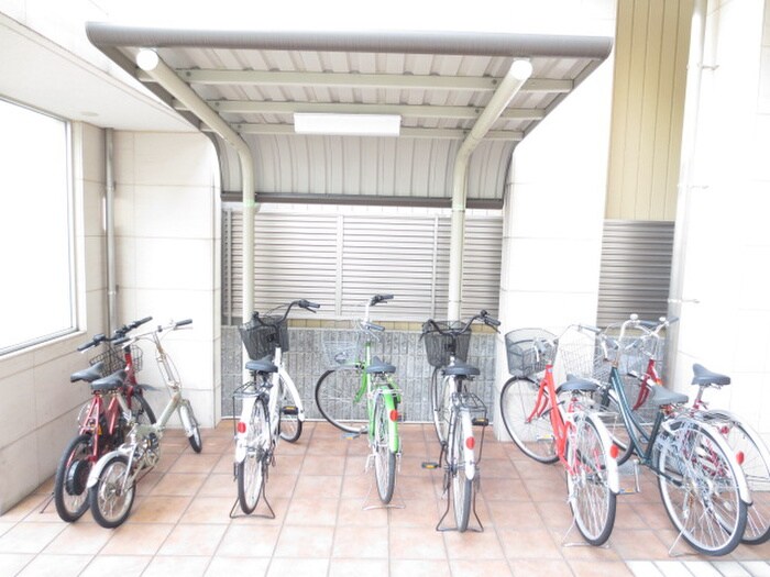 駐輪場 パレット駅西