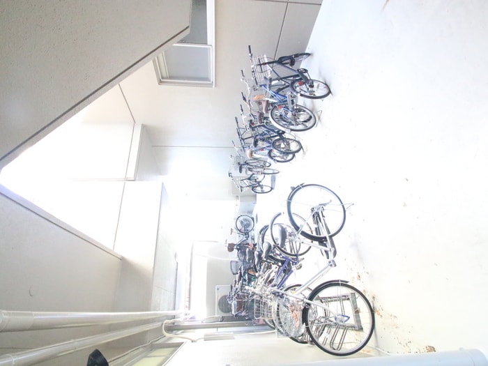 駐輪場 ｸﾞﾘｰｽﾞ本陣