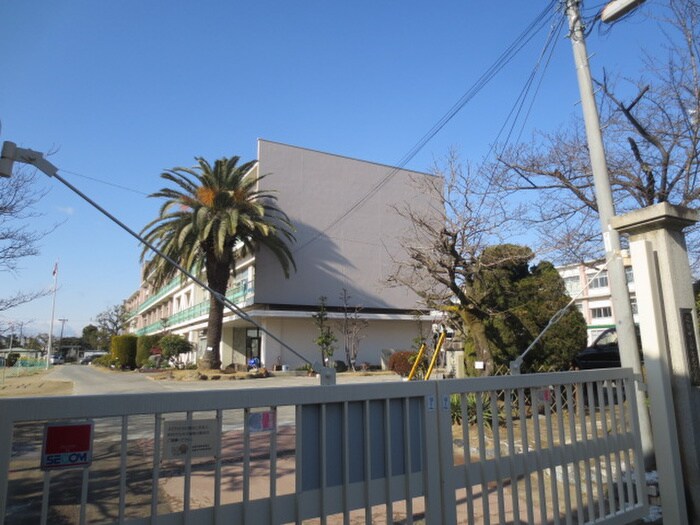 岩倉北小学校(小学校)まで650m コーポ　ミルキーアン