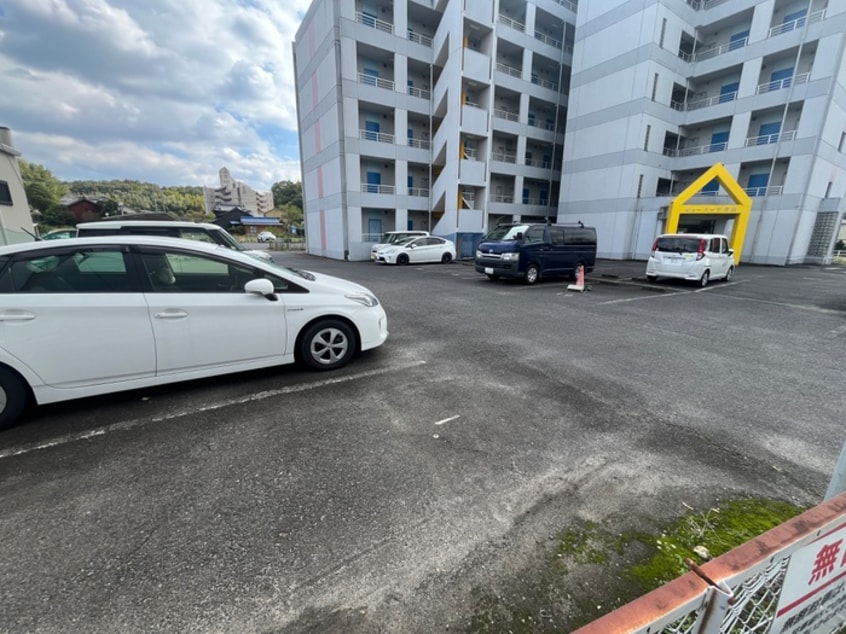 駐車場 第一ビューハイツ兄山