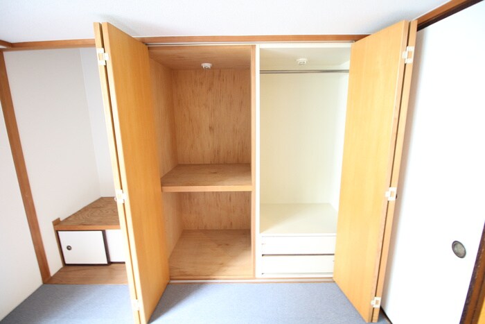 収納 ラ・ク－ル泉