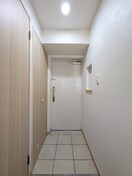 玄関 フェリ－チャ　アイオイ