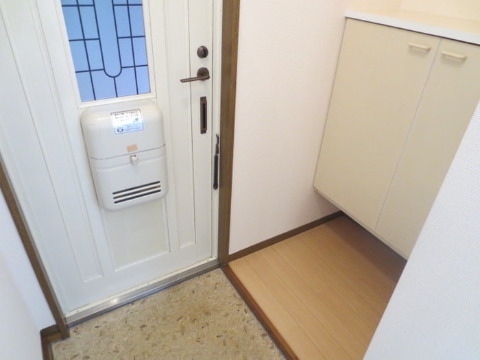 玄関 アデリアハウス