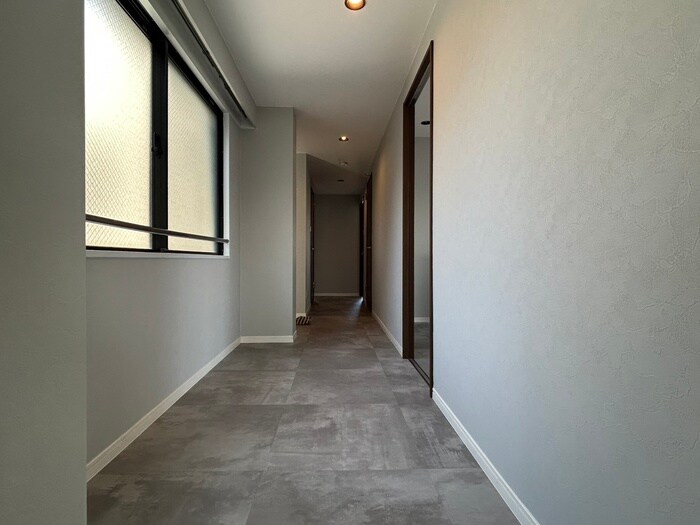 廊下 リポーズオン一社