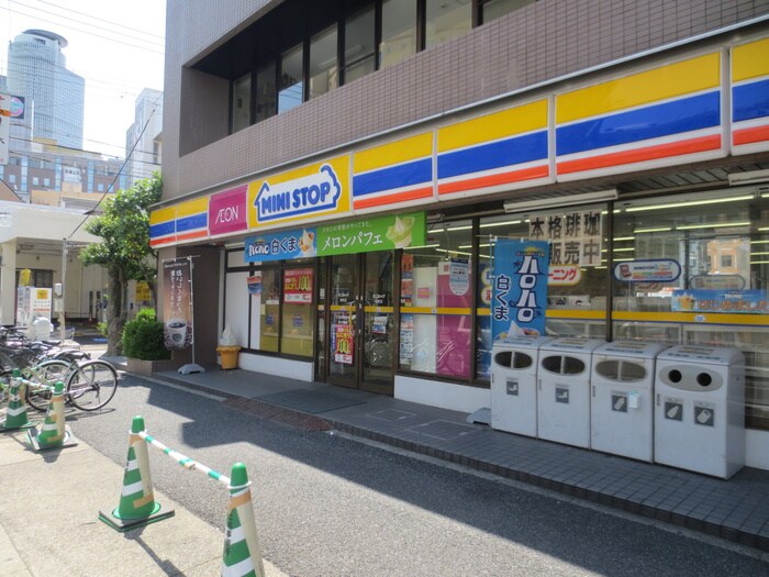 ミニストップ則武店(コンビニ)まで146m Maison De Gaspard名駅