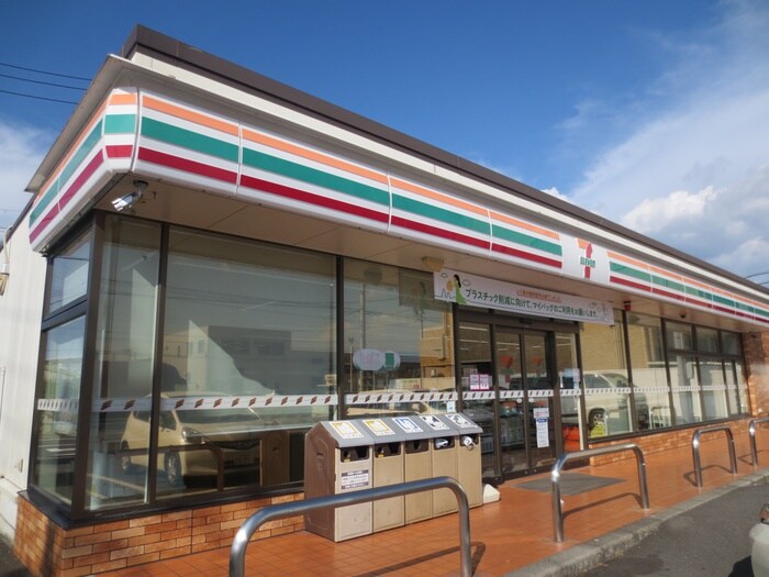 セブン-イレブン　小牧小木１丁目店(コンビニ)まで500m クレマシーＡ