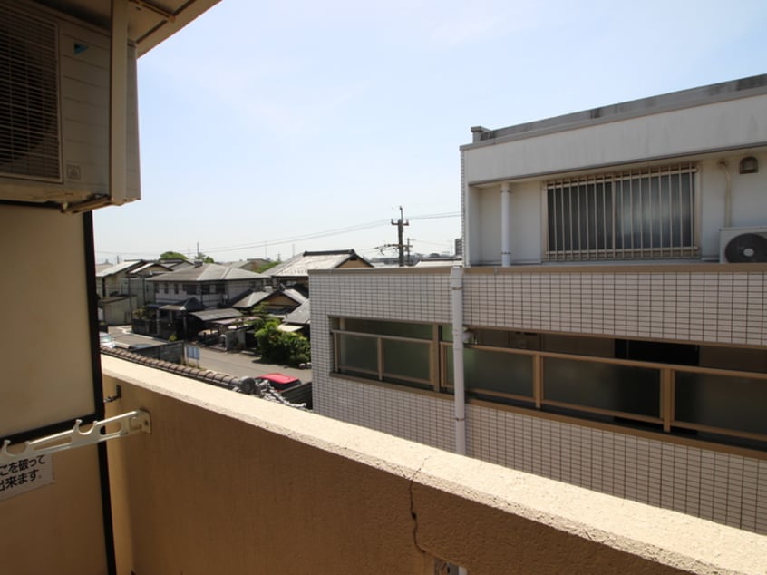 室内からの展望 マンション菜の花