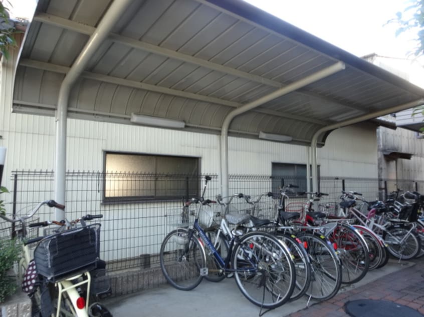 駐輪場 センチュリーハイツ橘