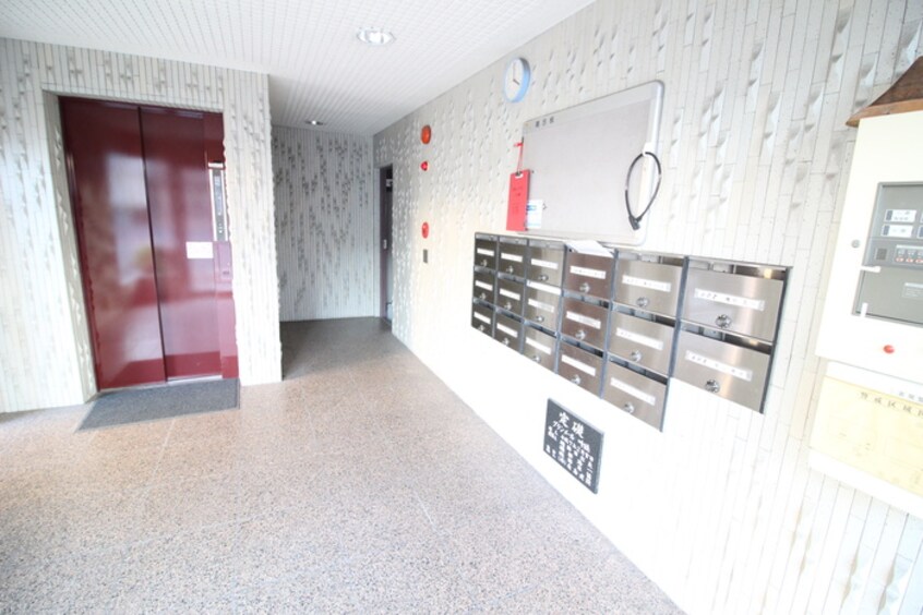 エントランス部分 グランメ－ル呼続