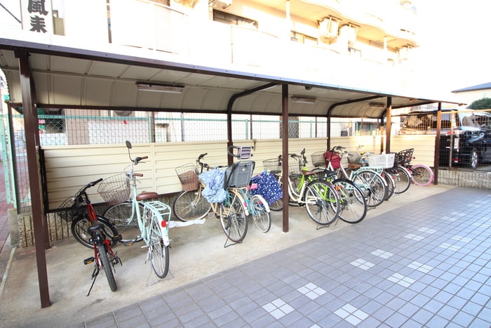 駐輪場 グランメ－ル呼続