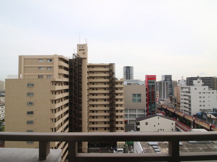 室内からの展望 フィール大須