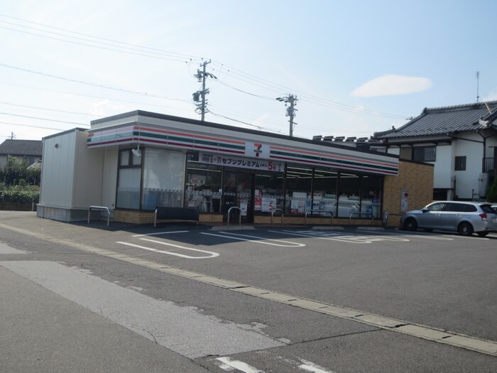 セブン-イレブン 一宮森本５丁目店(コンビニ)まで370m コーポなすⅡ