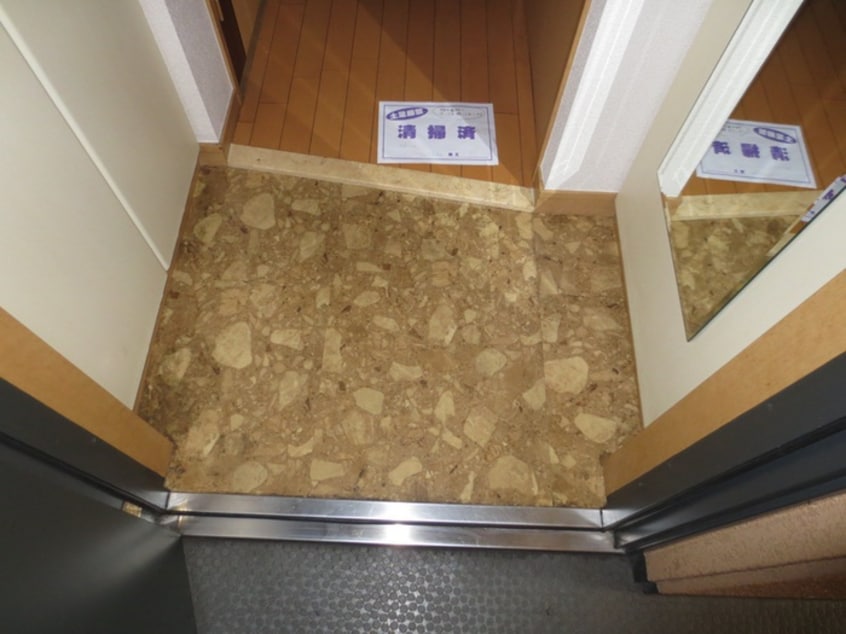 玄関 プレサンス名古屋城前(805)