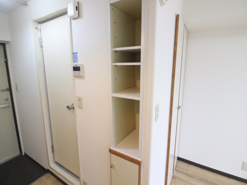 収納 アルバ川名