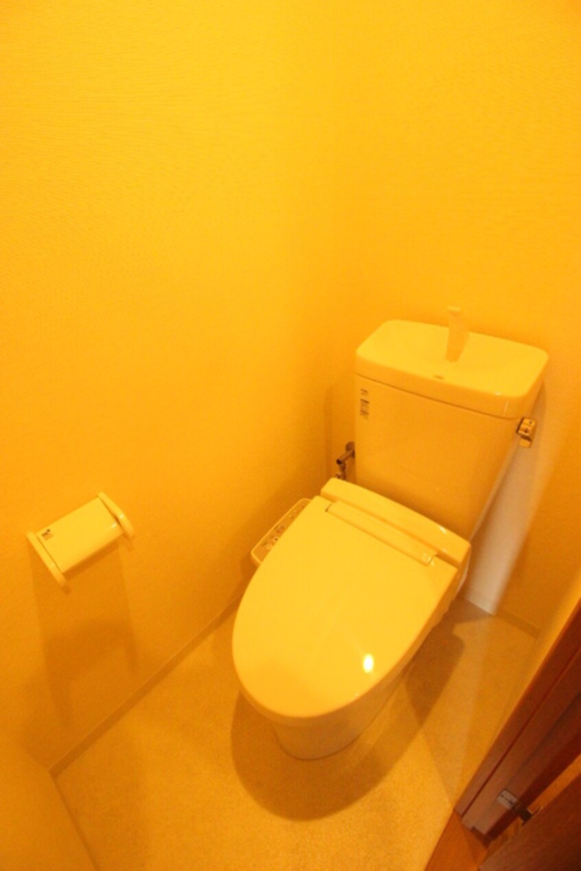 トイレ サンメゾン穂