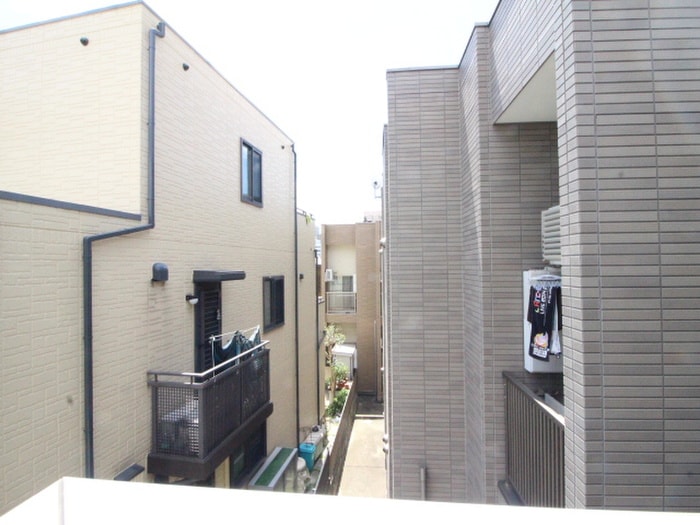 室内からの展望 Ｃａｔｈｂｈａｒｒ　車道