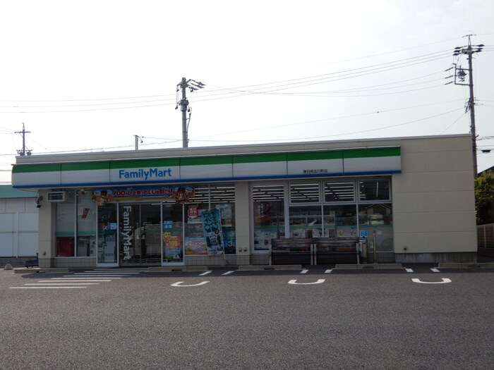 ファミリーマート　春日井出川町店(コンビニ)まで530m ハッピーハウス