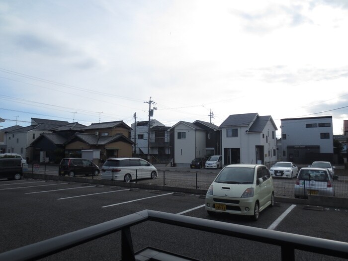 室内からの展望 アムール西岡崎